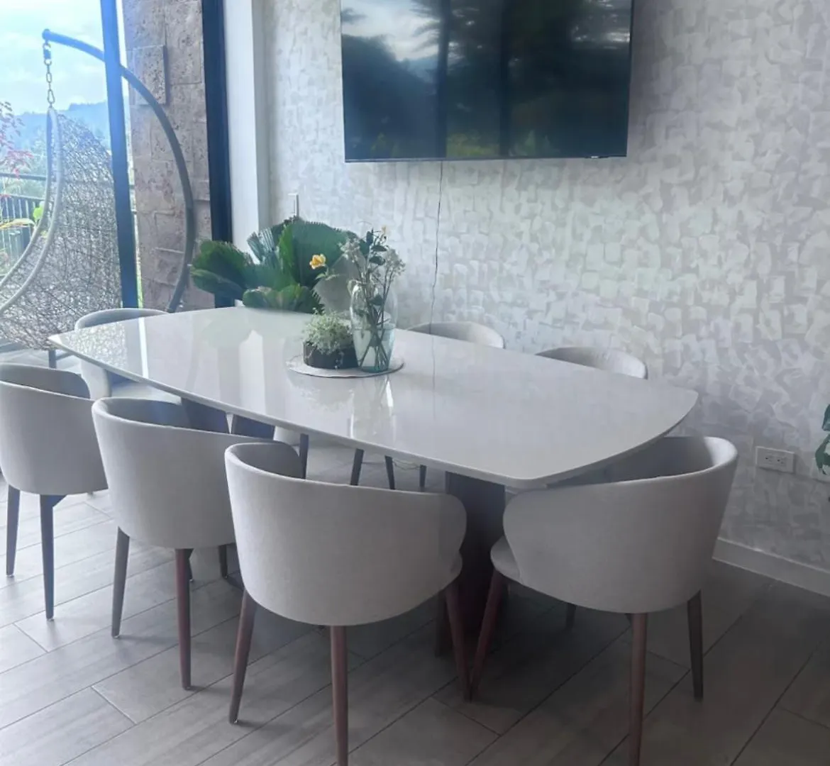 Hermoso Departamento Cerca De Cumbaya Quito